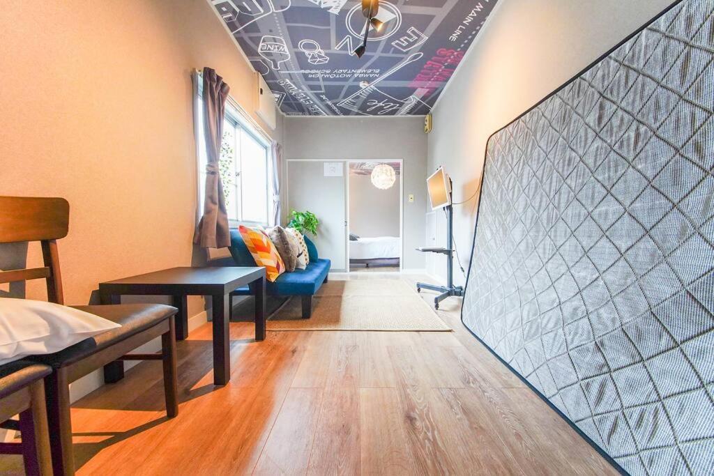 Sanacion Namba 難波千日前の5Ldk120平米 駅徒歩2分 広々バルコニーでバーベキューも可能 Appartement Osaka Buitenkant foto