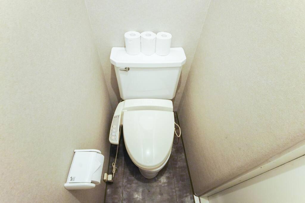 Sanacion Namba 難波千日前の5Ldk120平米 駅徒歩2分 広々バルコニーでバーベキューも可能 Appartement Osaka Buitenkant foto